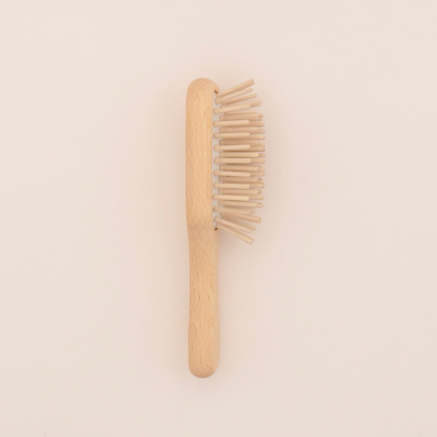 Brosse à cheveux de poche en bois clair - Redecker 